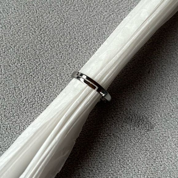 Genshin Impact Yae Miko Ring ~ Resizable ~ Silver & Gold Tone Purple Stone ~ New - Picture 8 of 10